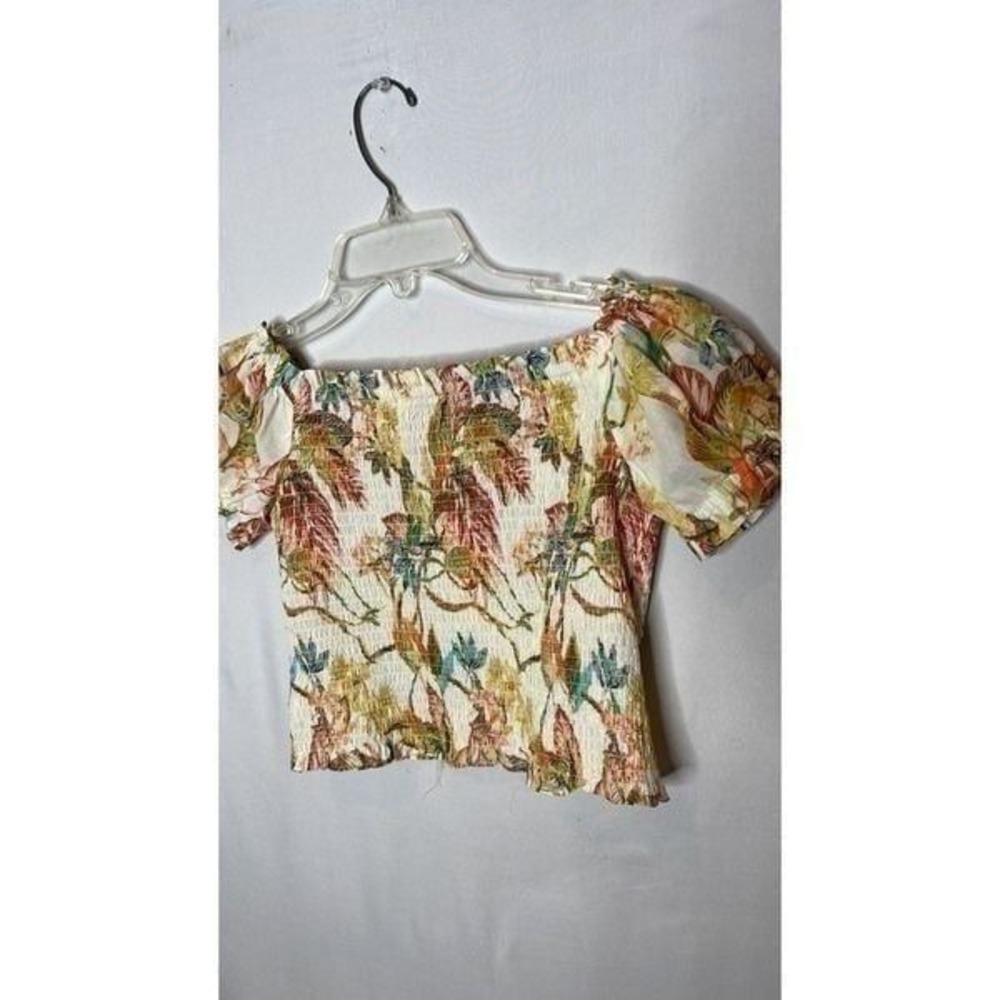 Rise And Olive Hawaiian Smocked Crop Top. Size Small. New. - Picture 6 of 7